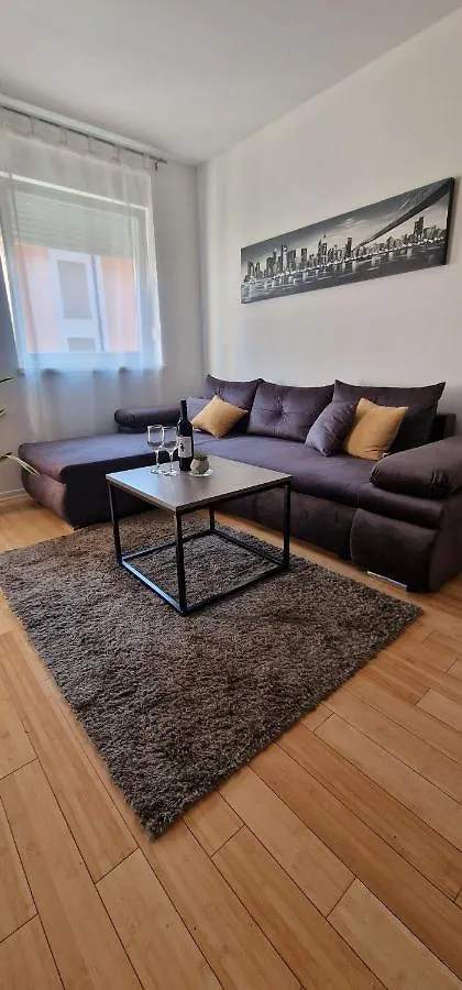 Tobys Place Pula