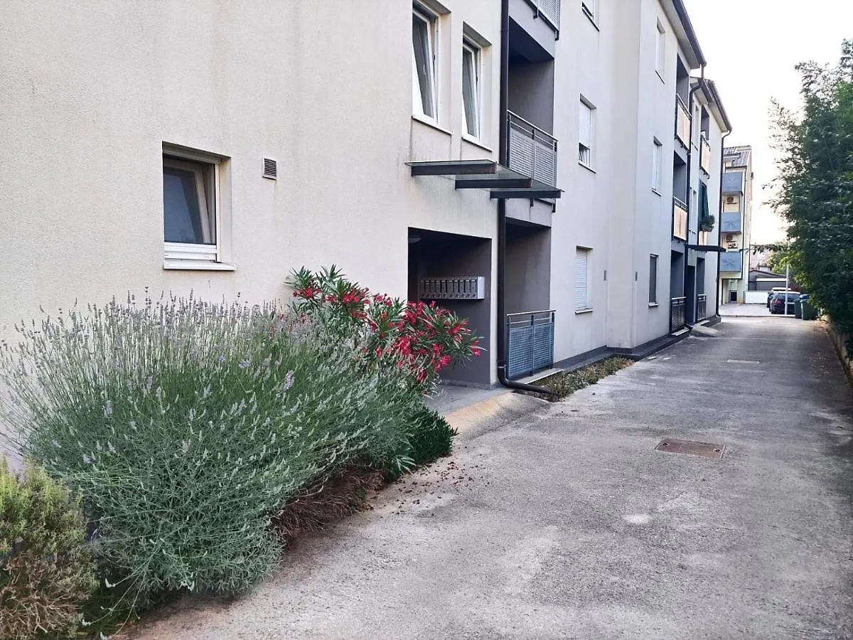 Tobys Place Pula Apartamento