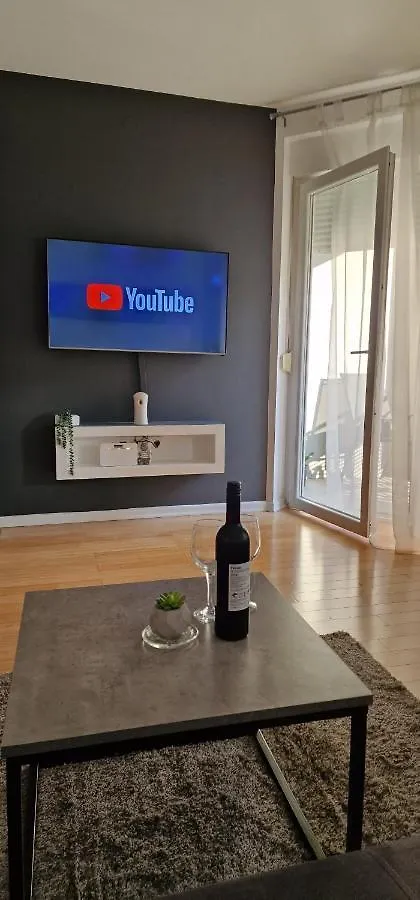 아파트 Tobys Place 풀라 크로아티아